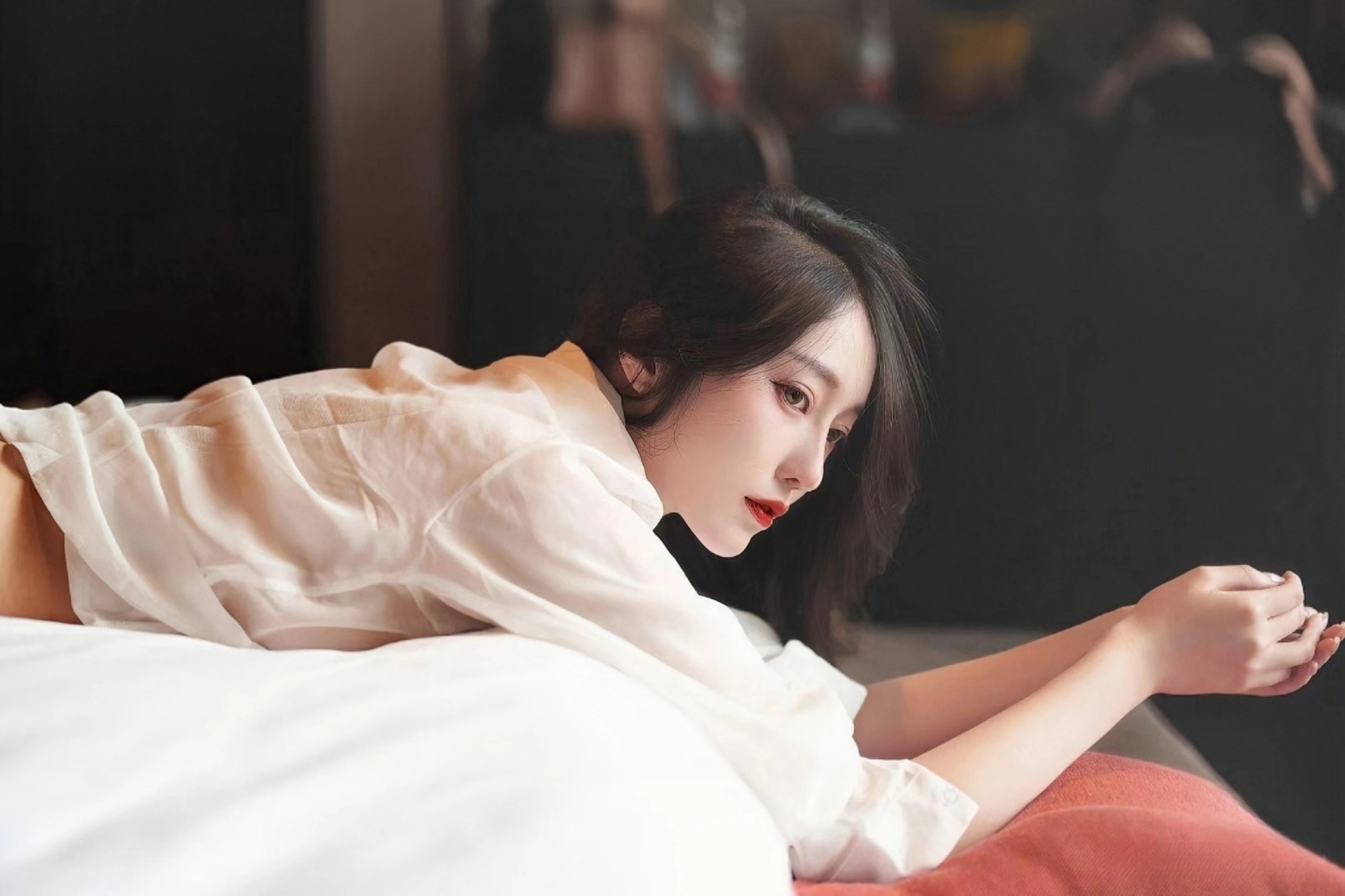 截至今年上半年，已有2128.4万人次享受免出示证件“刷脸”通关便利